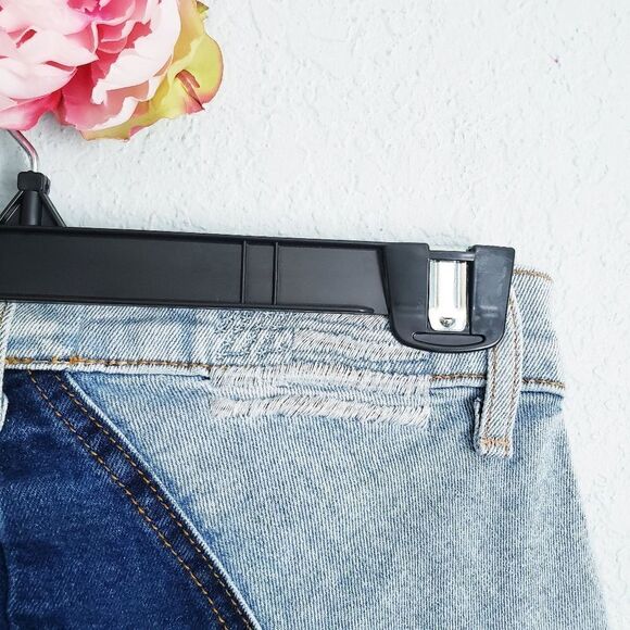 Revice Denim Venus Stargazer Lightwash Distressed Jeans - Picture 7 of 12